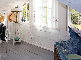 Country Cottage Near Ullared