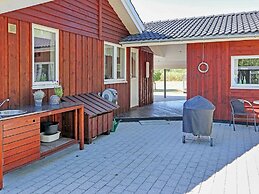 Lavish Holiday Home in Lolland With Whirlpool