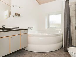 Delux Holiday Home in Lemvig With Whirlpool
