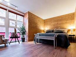 10 Person Holiday Home in Midsund