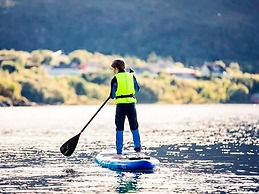 10 Person Holiday Home in Midsund