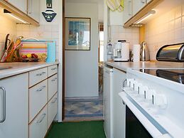 Panoramic Cottage Retreat-by Traum