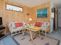 Panoramic Cottage Retreat-by Traum