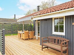 4 Person Holiday Home in Hemmet