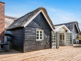 8 Person Holiday Home in Borkop