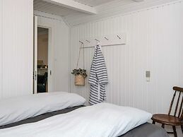 8 Person Holiday Home in Borkop