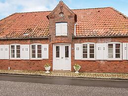 10 Person Holiday Home in Hojer