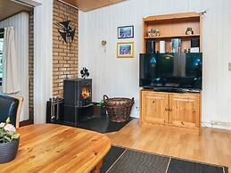 6 Person Holiday Home in Toftlund