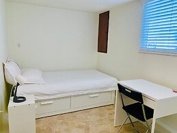 Old plum tree Style Suite