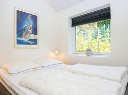 Tranquil Beach Retreat-by Traum