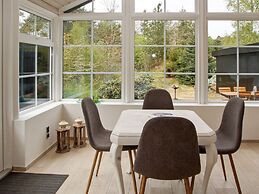 Tranquil Beach Retreat-by Traum