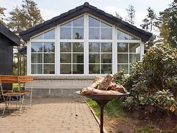 Tranquil Beach Retreat-by Traum