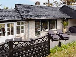 Tranquil Beach Retreat-by Traum