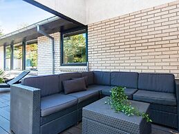 Tranquil Beach Retreat-by Traum