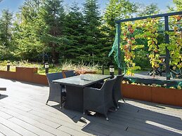 Tranquil Beach Retreat-by Traum