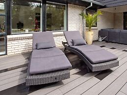 Tranquil Beach Retreat-by Traum