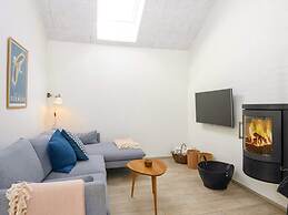 Tranquil Beach Retreat-by Traum