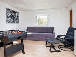 6 Person Holiday Home in Ebeltoft