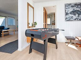 6 Person Holiday Home in Ebeltoft