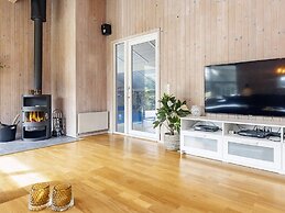 10 Person Holiday Home in Humble