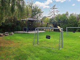 10 Person Holiday Home in Humble