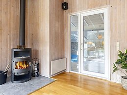 10 Person Holiday Home in Humble