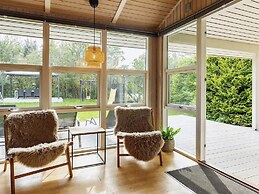 10 Person Holiday Home in Humble