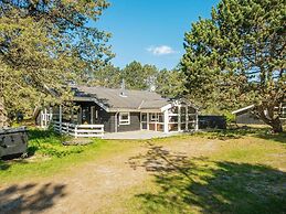 10 Person Holiday Home in Ebeltoft