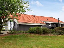 6 Person Holiday Home in Vinderup