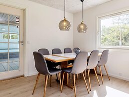 8 Person Holiday Home in Hadsund