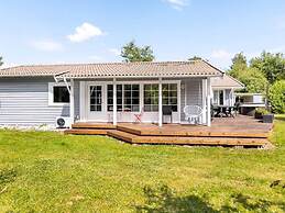 8 Person Holiday Home in Hadsund