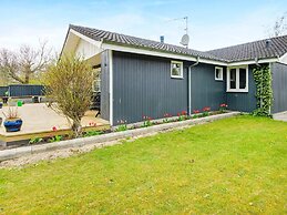 8 Person Holiday Home in Glesborg