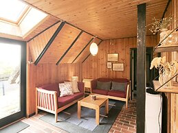 6 Person Holiday Home in Blavand