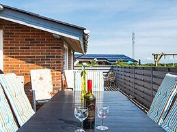 10 Person Holiday Home in Ringkobing