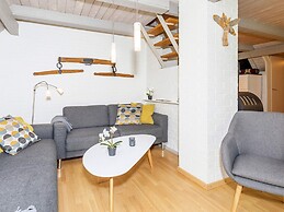 Swanky Seaside Holiday Home in Fur near Sea