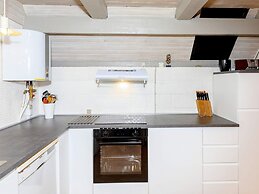 Swanky Seaside Holiday Home in Fur near Sea