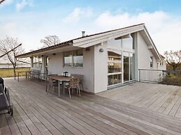 12 Person Holiday Home in Haderslev-by Traum