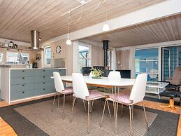 10 Person Holiday Home in Glesborg-by Traum