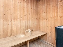 10 Person Holiday Home in Glesborg-by Traum