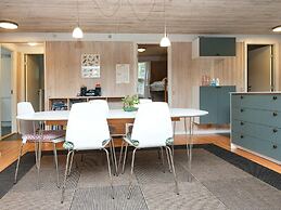 10 Person Holiday Home in Glesborg-by Traum