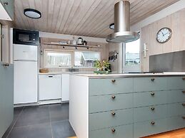 10 Person Holiday Home in Glesborg-by Traum