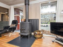 10 Person Holiday Home in Glesborg-by Traum