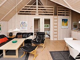 6 Person Holiday Home in Blavand