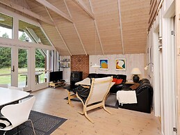6 Person Holiday Home in Blavand