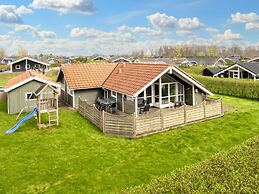 8 Person Holiday Home in Juelsminde-by Traum