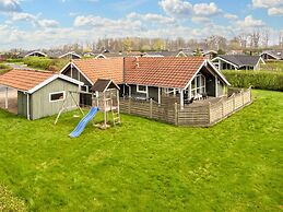 8 Person Holiday Home in Juelsminde-by Traum