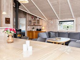 8 Person Holiday Home in Juelsminde-by Traum