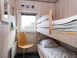 10 Person Holiday Home in Henne