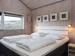 10 Person Holiday Home in Henne