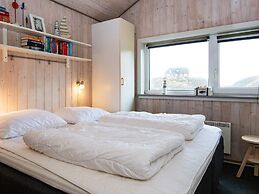 10 Person Holiday Home in Henne